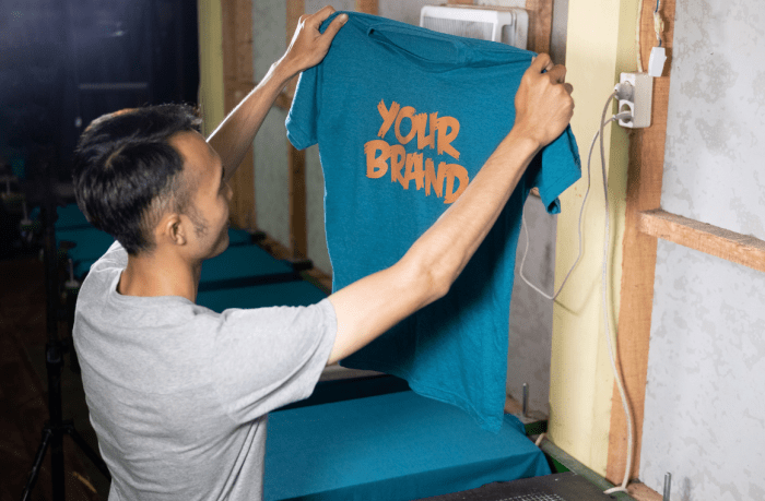 Tips Memilih Sablon Kaos Satuan Terdekat untuk Bisnis Anda